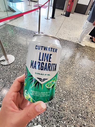 カットウォーターのライムマルガリータ